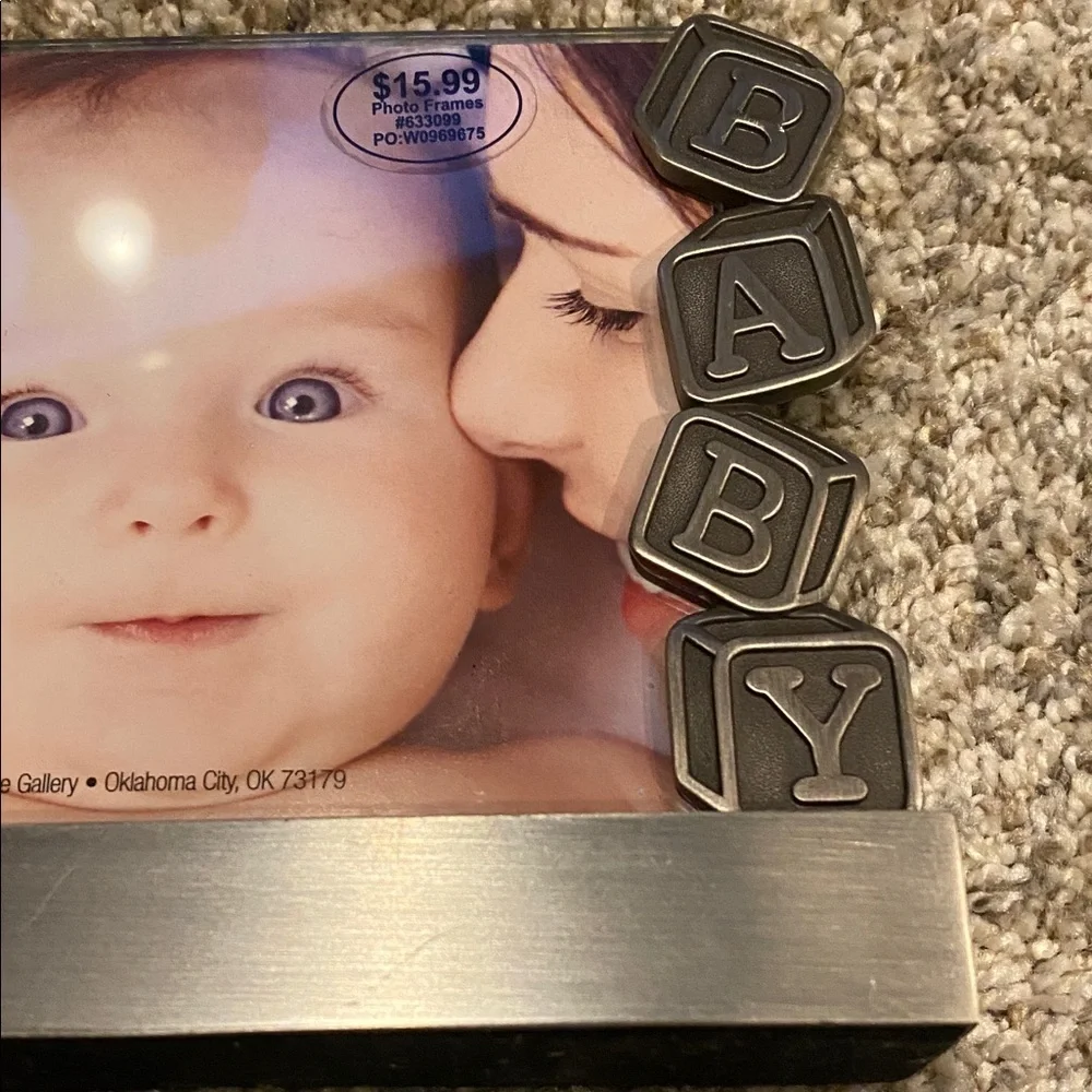 Green Tree Gallery Baby Photo Frame. Silver.